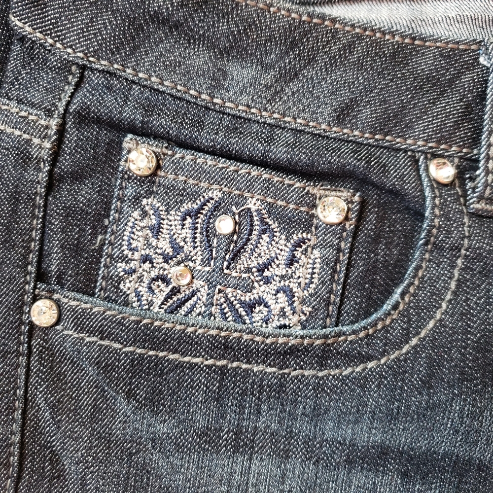 Earl Jean's Juniors Size 8 Skinny Jeans - Picture 2 of 5